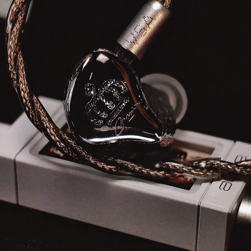 The Fragrant Zither Crown VSA  - Audiophile Headphone Wired 리뷰 및 가격